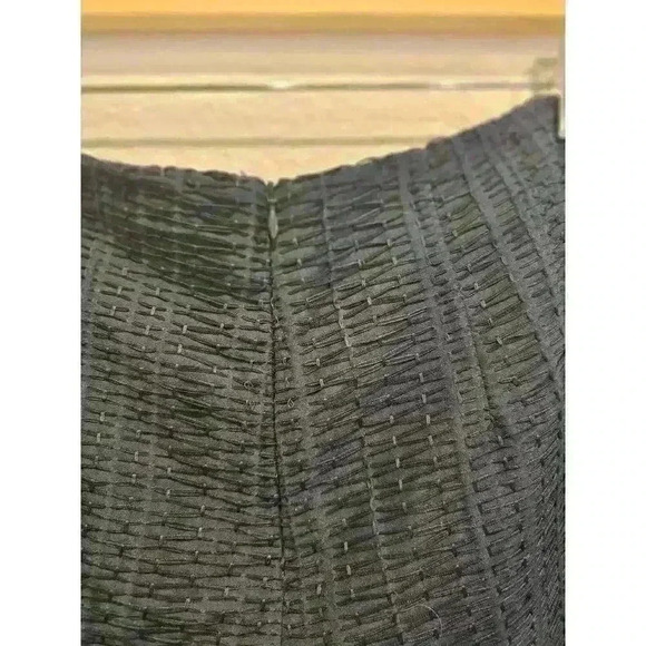 Bcbg Navy Shorts. - Picture 2 of 4